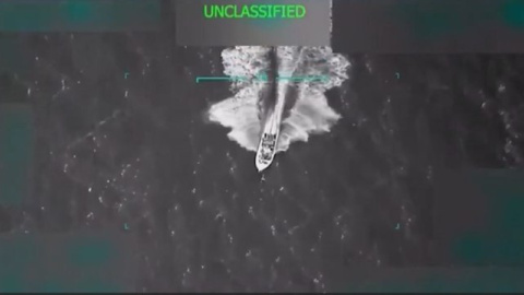 Momento del ataque estadounidense a una embarcación procedente de Venezuela.