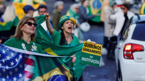 Bolsonaristas presionan por amnistía ante la inminente condena del ex presidente brasileño Bolsonaristas presionan por amnistía ante la inminente condena del ex presidente brasileño