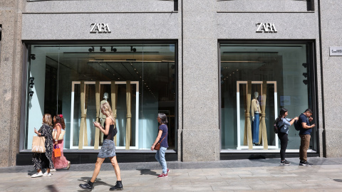 Fachada de una tienda de Zara en Madrid. Fachada de una tienda de Zara en Madrid.