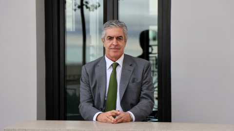 Gregorio Dalbon, el abogado que denunció a Karina y Javier Milei.