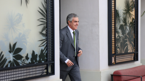 Gregorio Dalbon, el abogado que denunció a Karina y Javier Milei.