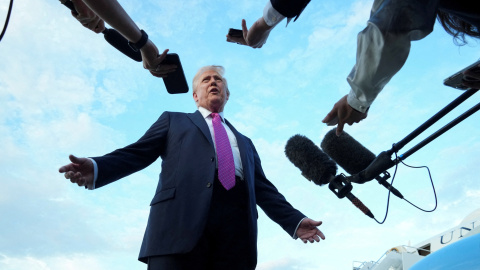 Trump TikTok El presidente de EEUU, Donald Trump, atiende a los medios de comunicación.