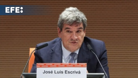 Escrivá confía en que el resultado de la opa BBVA-Sabadell se conozca en octubre