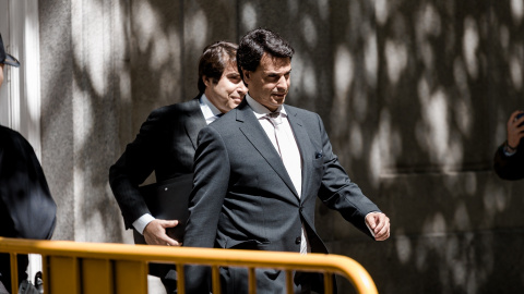 (Foto de ARCHIVO)El novio de la presidenta de la Comunidad de Madrid, Alberto González Amador, comparece ante el Tribunal Supremo (TS), a 23 de mayo de 2025, en Madrid (España). Alberto González Amador comparece por la querella que presentó contra el fiscal general del Estado, Álvaro García Ortiz, por las presuntas filtraciones en su contra, en la que se espera que sea una de las últimas diligencias de esta causa.Carlos Luján / Europa Press23/5/2025