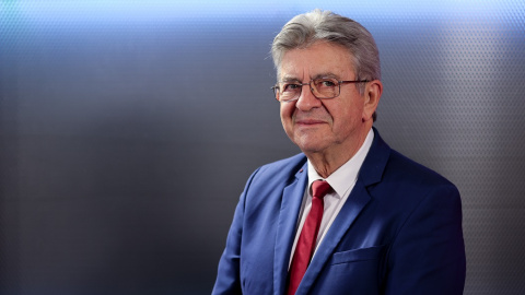 Melenchon1 Jean-Luc Mélenchon en la redacción de 'Público'