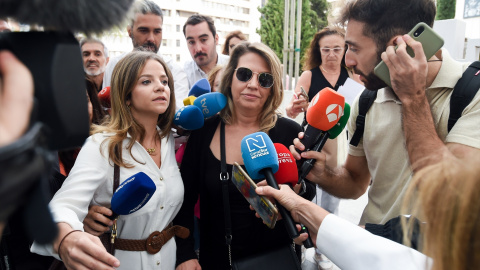 La asistente de Begoña Gómez recurre la decisión del juez Peinado de que el juicio  por presunta malversación se celebre con jurado | Público