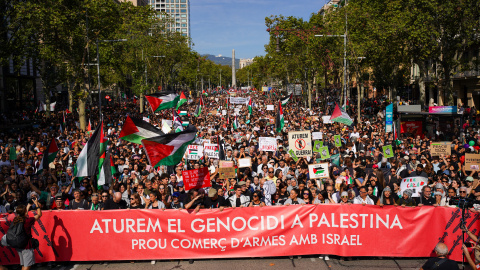 Capçalera de la manifestació unitària a Barcelona per reclamar la fi del genocidi a Gaza.