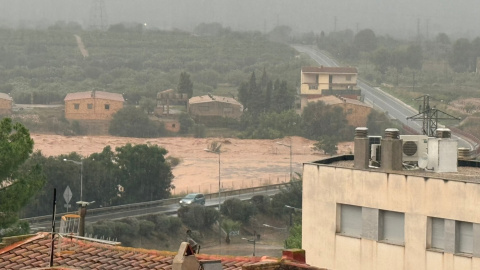 Barranc de la Galera a punt de desbordar-se a Masdenverge (Montsidà). - 12/10/2025 Barranc de la Galera a punt de desbordar-se a Masdenverge (Montsidà).