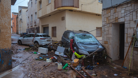 Vehicles arrossegats per les pluges a Godall Vehicles arrossegats per les pluges a Godall
