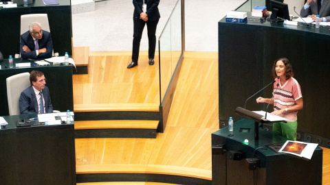 (Foto de ARCHIVO)La portavoz del PSOE en el Ayuntamiento de Madrid, Reyes Maroto, interviene durante una sesión ordinaria del Pleno Municipal, en el Palacio de Cibeles, a 30 de septiembre de 2025, en Madrid (España). El encontronazo de posiciones en torno a Gaza marca el Pleno de Cibeles de hoy, el primero de carácter ordinario del nuevo curso político. Las dos formaciones de la izquierda, buscan una condena al ‘genocidio’ en Gaza, y además el PSOE, busca proponer la Medalla de Honor en 2026 para el pueblo palestino y el hermanamiento entre Madrid y Gaza. Sin embargo, el alcalde de Madrid, ha adelantado que los votos mayoritarios del PP, tumban estas proposiciones.Gabriel Luengas / Europa Press30 SEPTIEMBRE 2025;CIBELES;GAZA;PLENO;AYUNTAMIENTO30/9/2025