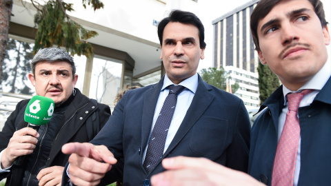 EuropaPress_6538950_pareja_presidenta_comunidad_madrid_alberto_gonzalez_amador_sale_declarar La pareja de la presidenta de la Comunidad de Madrid, Alberto González Amador.