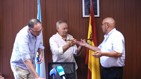 Imagen de la moción de censura de Touro (A Coruña) el pasado 12 de agosto.