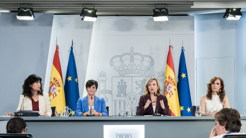 EuropaPress_7026282_i_d_ministra_igualdad_ana_redondo_ministra_vivienda_agenda_urbana_isabel El Gobierno lleva al Consejo de Ministros la reforma constitucional que blinde el derecho al aborto