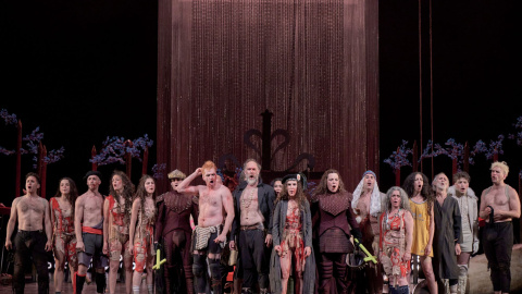 teatro comedia fuenteovejuna Escena de la obra teatral Fuenteovejuna, dirigida por Rakel Camacho.