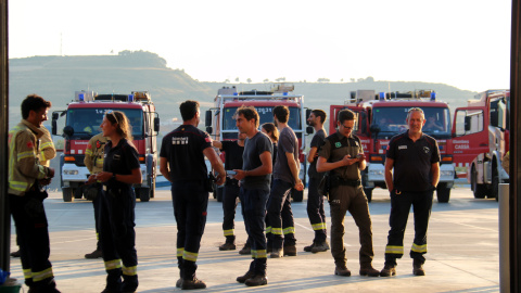 Bombers concentrats al parc de Bombers de Calaf Bombers concentrats al parc de Bombers de Calaf