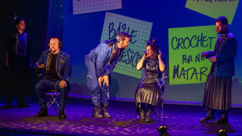 El que tropieza y no cae se representa en el Teatro Infanta Isabel de Madrid.