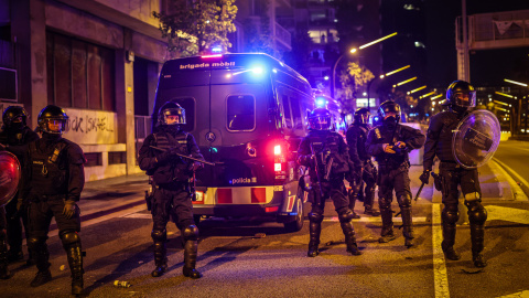 Mossos d'Esquadra durant la manifestació propalestina del 15-O a Barcelona.