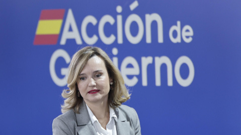 La portavoz y ministra de Educación, Formación Profesional y Deportes, Pilar Alegría, a su llegada a la rueda de prensa posterior a la reunión del Consejo de Ministros, este martes en Moncloa La portavoz y ministra de Educación, Formación Profesional y Deportes, Pilar Alegría, a su llegada a la rueda de prensa posterior a la reunión del Consejo de Ministros, este martes en Moncloa