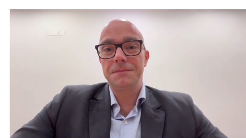 Captura de pantalla de l'entrevista en vídeo amb Raúl Moreno.