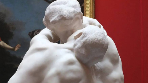 "Dos que se besaban en la muerte", de Mateo Rello