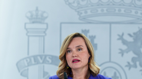 La ministra portavoz del Gobierno, Pilar Alegría, durante la rueda de prensa posterior al Consejo de Ministros en el Palacio de la Moncloa, a 4 de noviembre de 2025
