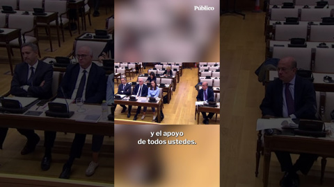 Una víctima de la DANA consigue que PP y Vox la aplaudan tras negarse a hacerlo durante tres días Hace 18 años nacimos con un compromiso: hacer un periodismo útil para la sociedad. Solo podemos continuar con esta labor si contamos con el apoyo de personas como tú.
Únete a la comunidad de Público. 18 años no son nada… cuando nos queda tanto por contar. Periodismo incómodo para tiempos difíciles. https://bit.ly/3VylhmD
Periodismo, investigación y compromiso para construir un mundo más igualitario.
¡Suscríbete ya a nuestro canal!: https://bit.ly/2U8nM0q
Visita: https://www.publico.es
Síguenos en Facebook: https://www.facebook.com/diario.publico/
Síguenos en Twitter: https://twitter.com/publico_es
Síguenos en Instagram: https://www.instagram.com/publico.es
Síguenos en TikTok: https://www.tiktok.com/@publico_es
Síguenos en Bluesky: https://bsky.app/profile/publico.es