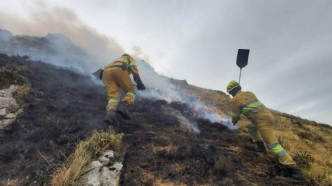 Extinguidos los cuatro incendios que permanecían activos este jueves en Cantabria
