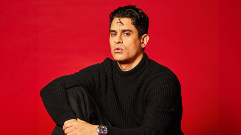 David Suárez presenta Humor blanco.