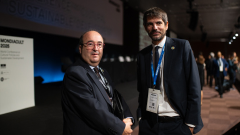El exministro de Cultura Miquel Iceta y el actual ministro de Cultura, Ernest Urtasun. El exministro de Cultura Miquel Iceta y el actual ministro de Cultura, Ernest Urtasun.