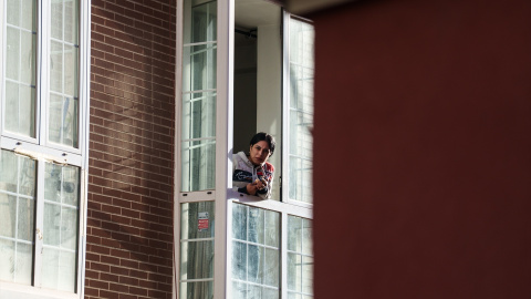 EuropaPress_7095287_activistas_sindicato_inquilinas_carabanchel_ejecucion_desahucio_carabanchel Vecinos de Carabanchel concentrados para parar el desahucio de seis familias
