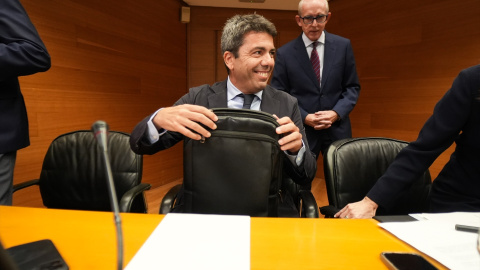 El presidente de la Generalitat Valenciana en funciones, Carlos Mazón El presidente de la Generalitat Valenciana en funciones, Carlos Mazón, en Les Corts.