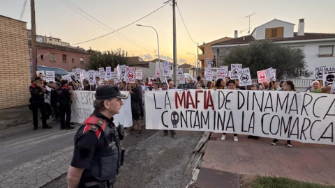 Una manifestació a Sentiu contra la macroplanta de biogàs