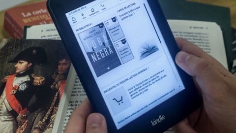 El servicio de eBiblio no funciona en los libros electrónicos Kindle de Amazon.