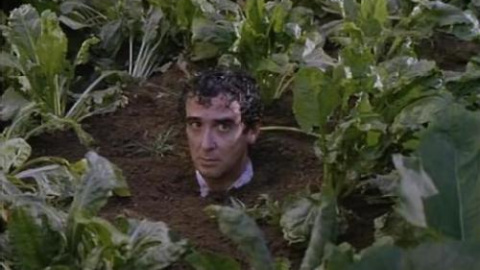 huerto-humano Fotograma de la película "Amanece que no es poco"(1989)