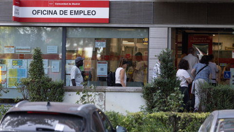 Varias personas hacen cola en una oficina del SEPE. Archivo. Varias personas hacen cola en una oficina del SEPE. Archivo.Eduardo Parra / Europa Press04 AGOSTO 2025;PARO;SEGURIDAD SOCIAL;COTIZANTES;INEM;EMPLEO;OFICINA;SEPE04/8/2025