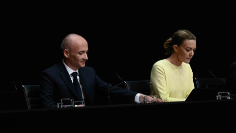indibene La presidenta de Inditex, Marta Ortega, y el consejero delegado, Óscar García, Maceiras, durante la Junta General de accionistas de Inditex celebrada en julio de 2025.