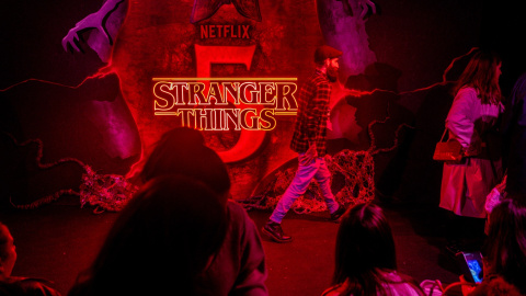 Exposición ambientada en el universo de la serie de televisión 'Stranger Things'.