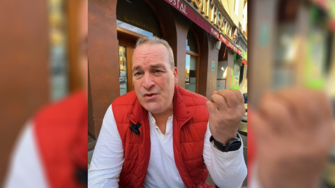 Hostelero reflexiona sobre jornada laboral Un hostelero critica la explotación en su gremio y defiende respetar la jornada laboral.