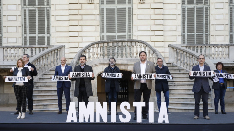 Varios de los líderes del 'procés', entre ellos Junqueras, Turull, Romeva y Bassa, en una protesta a favor de la amnistía en 2021. Varios de los líderes del 'procés', entre ellos Junqueras, Turull, Romeva y Bassa, en una protesta a favor de la amnistía en 2021.