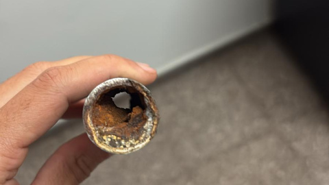 L'interior d'una de les canonades del parc de bombers de la Vall d'Aro