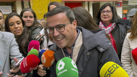 El candidato del PSOE de la Junta de Extremadura, Miguel Ángel Gallardo. El candidato del PSOE de la Junta de Extremadura, Miguel Ángel Gallardo, en su visita a Villanueva de la Serena Plaza este viernes.