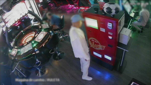 A plena luz del día y con un cómplice dentro, así robó más de 60.000 euros en salas de juego la banda detenida en Seseña