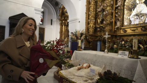 La presidenta de la Junta y candidata del PP, María Guardiola, ha comenzado la jornada de reflexión en el santuario de la Virgen de la Montaña.