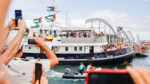 Despedida a la Global Sumud Flotilla en el Puerto de Barcelona.