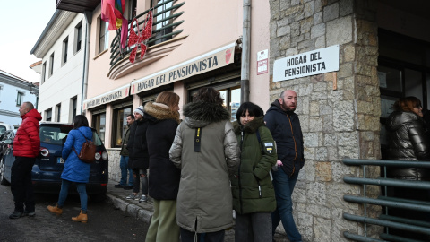 Reunión en Villamanín (León), por el premio de la Lotería de Navidad. Reunión en Villamanín (León), por el premio de la Lotería de Navidad.