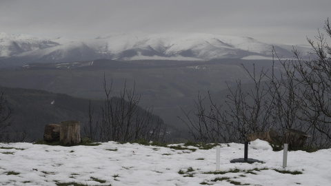Paisaje nevado en el Alto do Poio en Lugo.