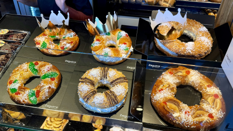 Tortells de Reis a l'aparador de la pastisseria Zaguirre de Terrassa