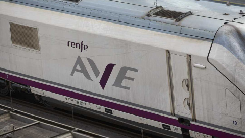 Así será la promoción de Renfe que permitirá viajar en AVE desde 15 euros Así será la promoción de Renfe que permitirá viajar en AVE desde 15 euros