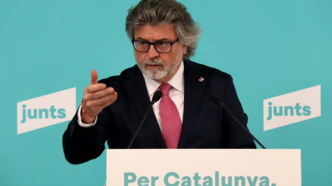 El vicepresident de Junts, Antoni Castellà, en roda de premsa aquest divendres a la seu del partit