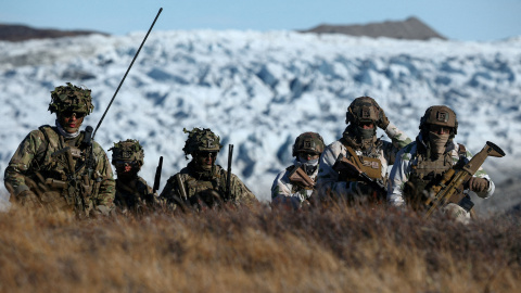 Simulacro militar de las tropas danesas en Kangerlussuaq (Groenlandia). Simulacro militar de las tropas danesas en Kangerlussuaq (Groenlandia).